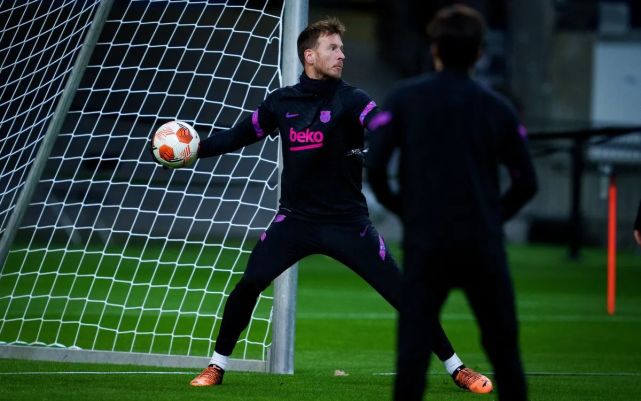 法兰克福队全力备战下一场关键战役的简单介绍