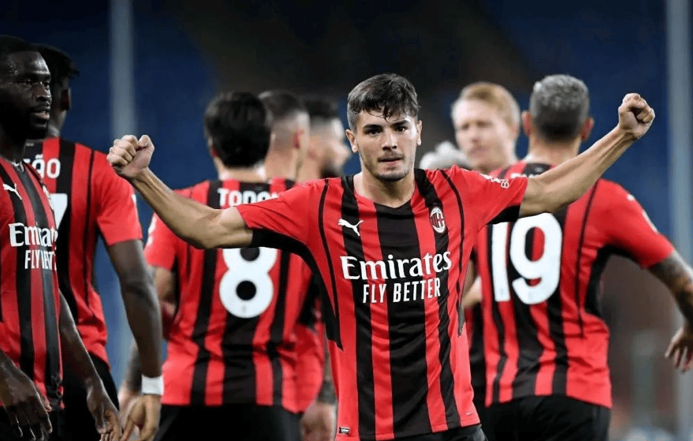 关于AC米兰客场战胜乌迪内斯，继续保持不败的信息