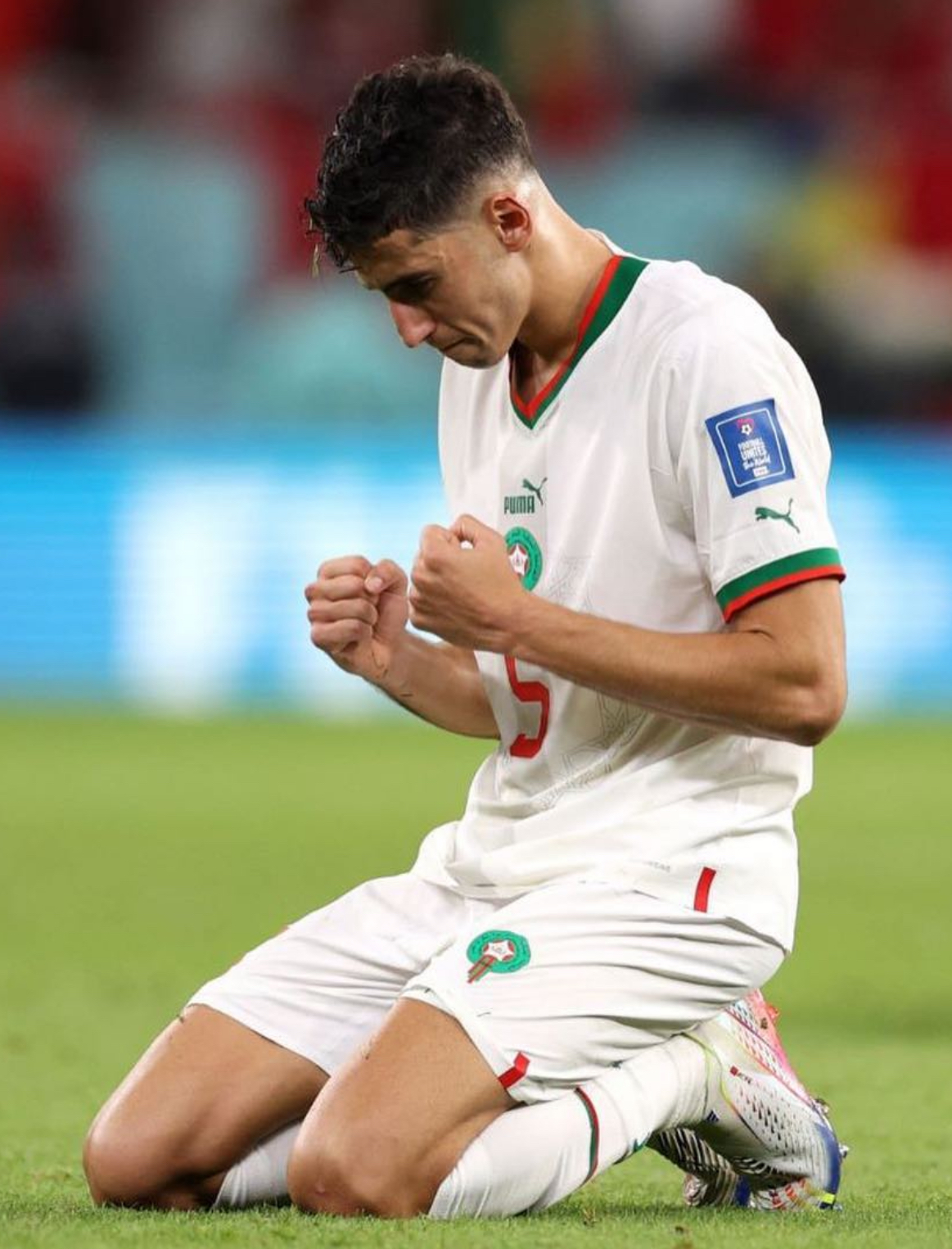 包含摩纳哥年轻球员表现不俗，备受瞩目的词条