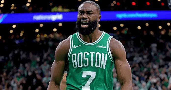 关于绿衫凯尔特人雄心勃发，威震森林狼，取得胜利的信息