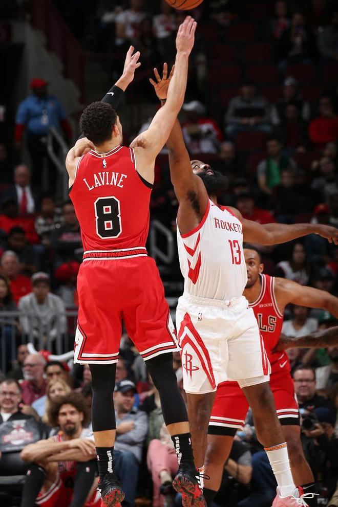 IM电竞游戏-尼斯队大将伤愈复出，助阵球队