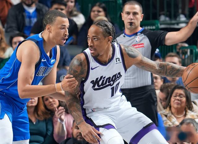 成年轻得分王，德罗赞砍下分，获得胜利的简单介绍