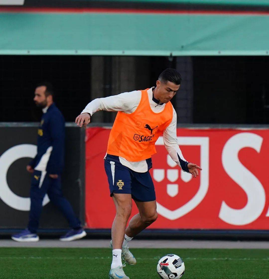 葡萄牙队在比赛中发挥出色，取得惊人的胜利