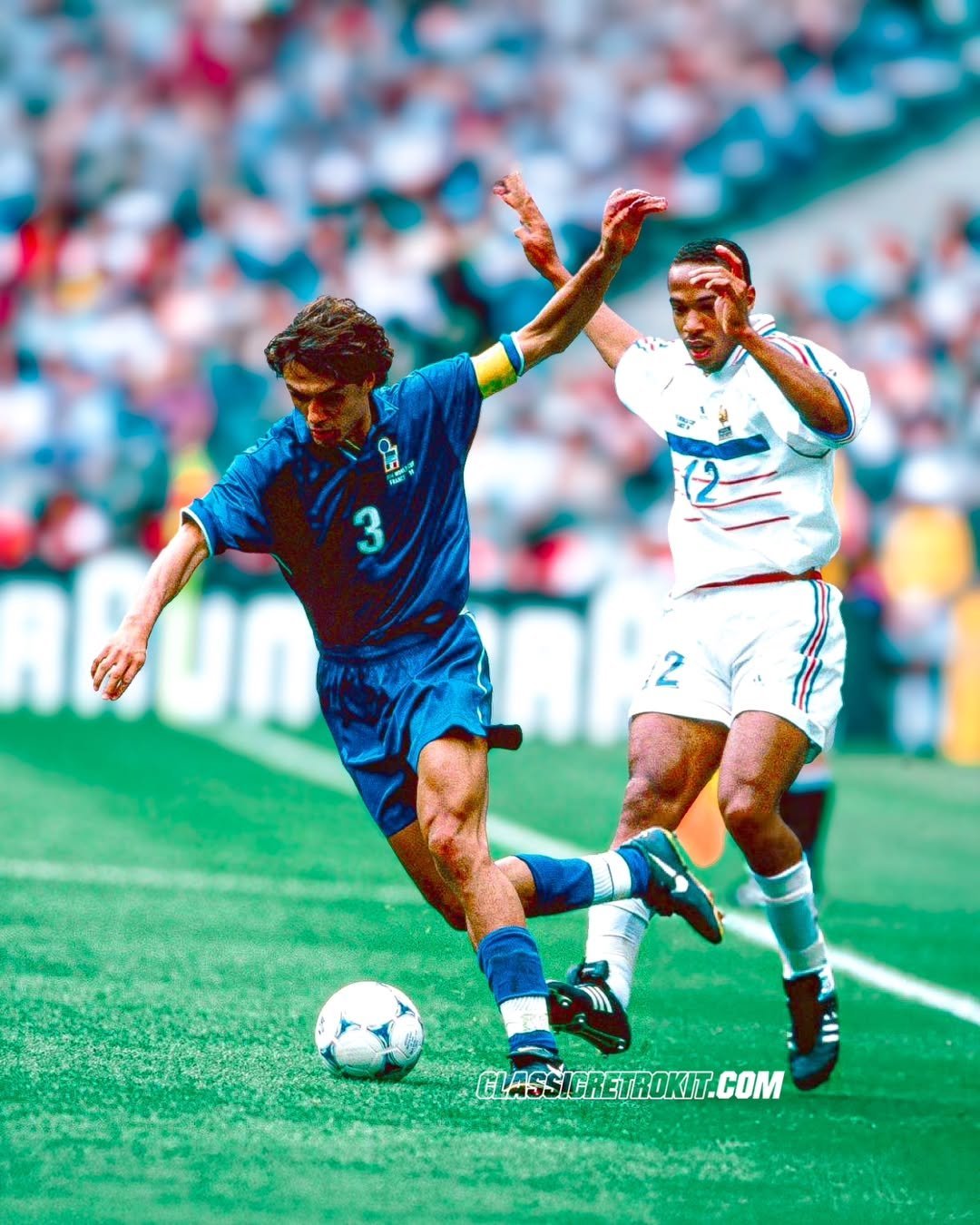 荷兰大胜意大利，取得关键三分