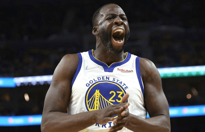 im电游官方网站-球员个人技术优势在比赛中辉映