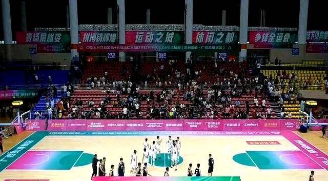 河南男篮全员战斗，一幕幕壮举频频上演