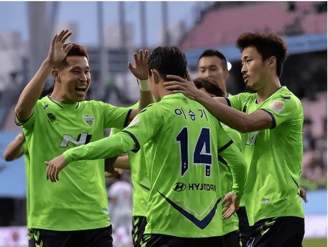 毅腾主场卫冕成功，状态火热令人侧目