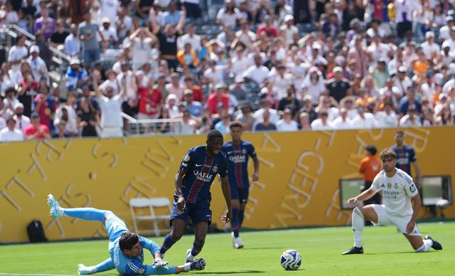 IM电竞游戏-巴黎圣日耳曼一骑绝尘，横扫对手夺冠