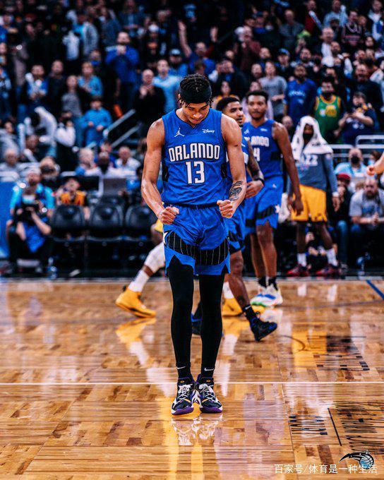 im电游平台-亚特兰大连败，遭受困境挑战