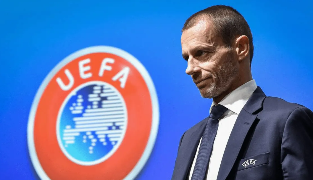 贝尔高举重罗优质的球鞋，用力投入整体比赛的简单介绍