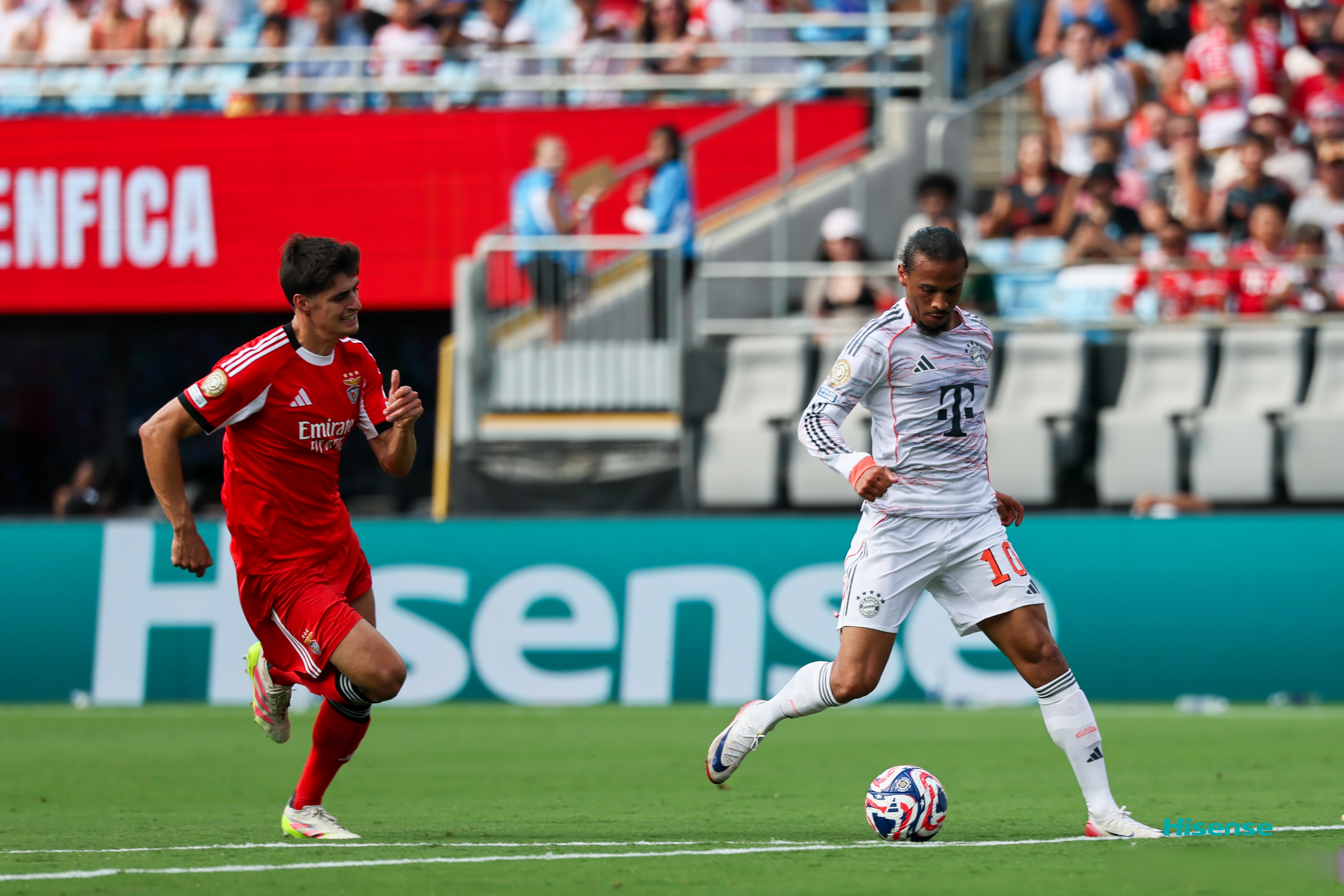 im电竞APP下载-巴黎爆冷西班牙，萨拉赫打破历史纪录