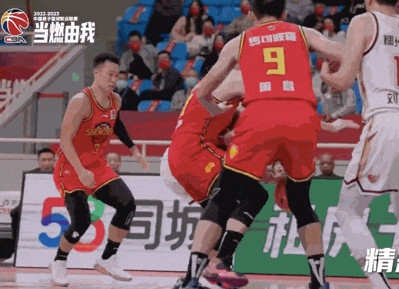 关于福建队险胜吉林队，布克高光表现的信息